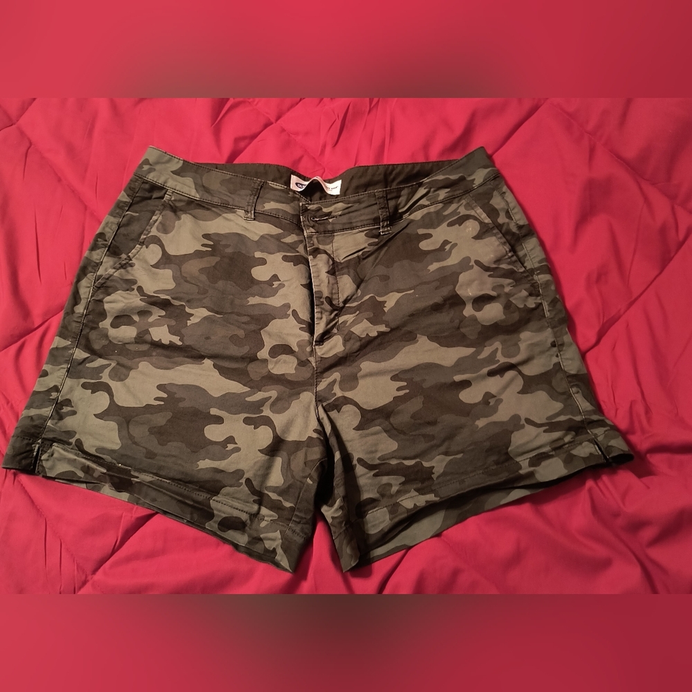 2/$15 3/$20 Old Navy Camouflage Shorts Sz 14